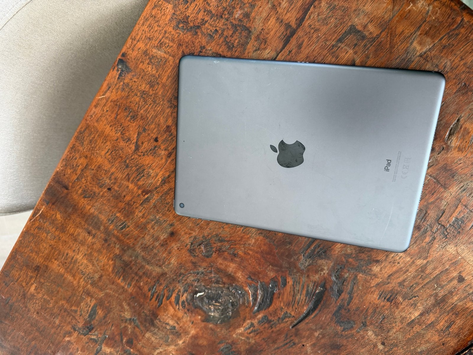 Apple iPad (8e generatie) 32GB Wi-Fi - Zo goed als nieuw, Computers en Software, 10 inch, 32 GB, Apple iPad, Ophalen of Verzenden