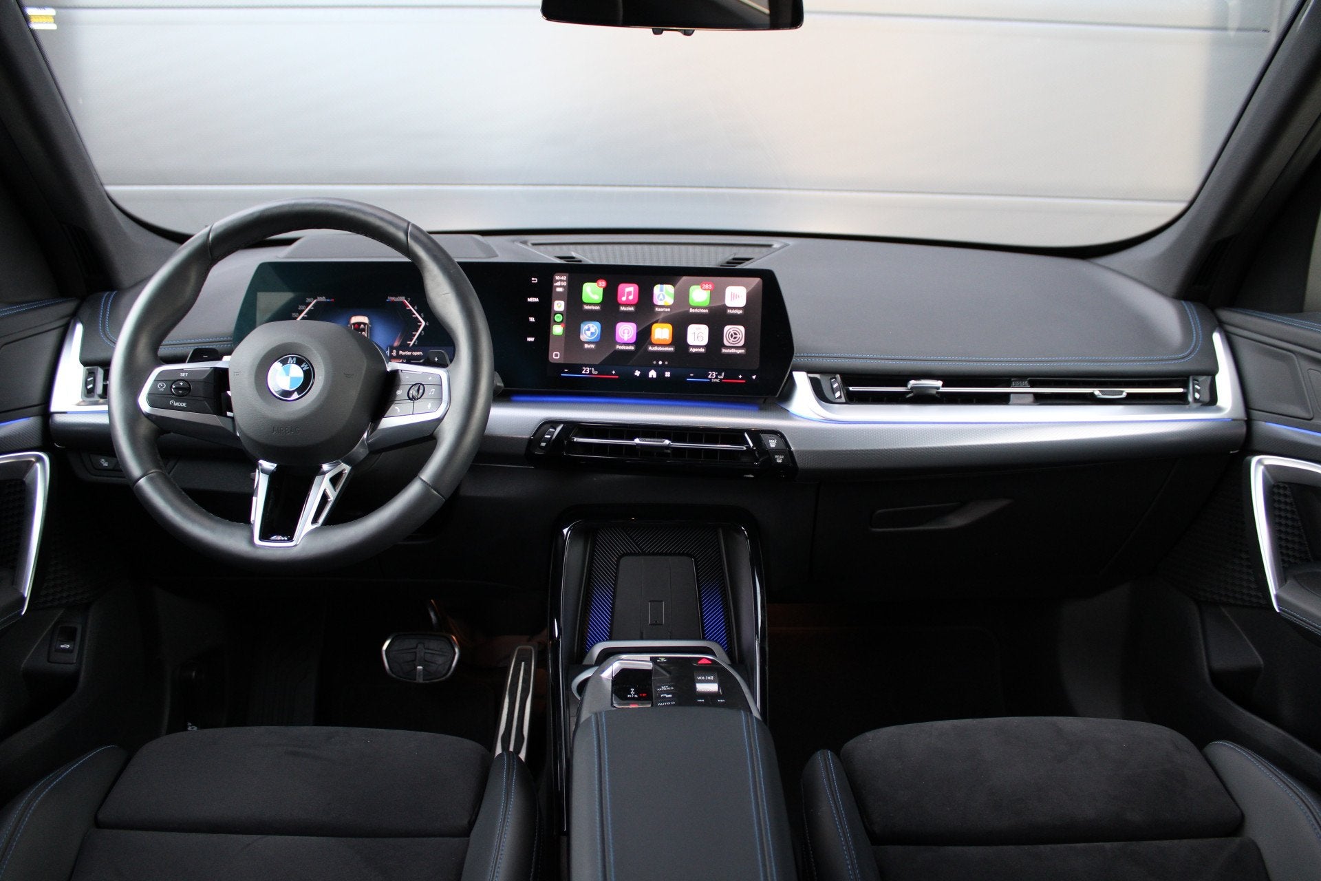 Foto 19 van BMW X1 sDrive20i | BTW | M-SPORT | KEYLESS | HUD | 360 CAM |