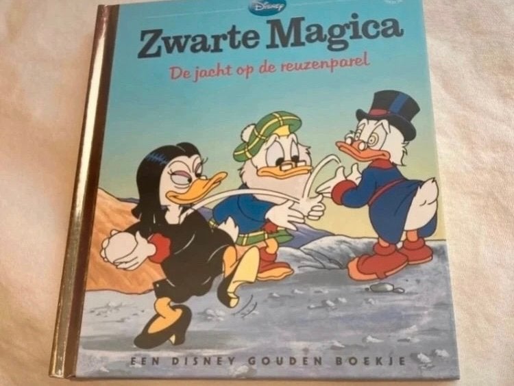 Goude boekje  Zwarte Magica, Ophalen of Verzenden, Nieuw