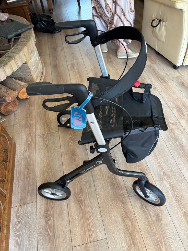 te koop rollator, Ophalen, Opvouwbaar, Zo goed als nieuw