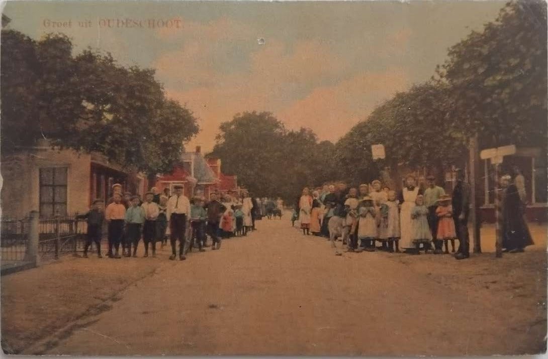 Oudeschoot (Friesland) - Dorpsgezicht met bewoners (1912), Ophalen of Verzenden, Voor 1920, Gelopen, Friesland