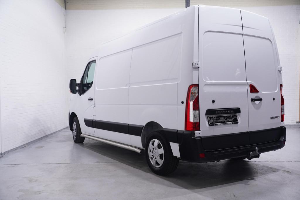Renault Master 2.3 dCi 135 pk L2H2 Navi, Camera, Trekhaak, N, Voorwielaandrijving, Gebruikt, 4 cilinders, Renault