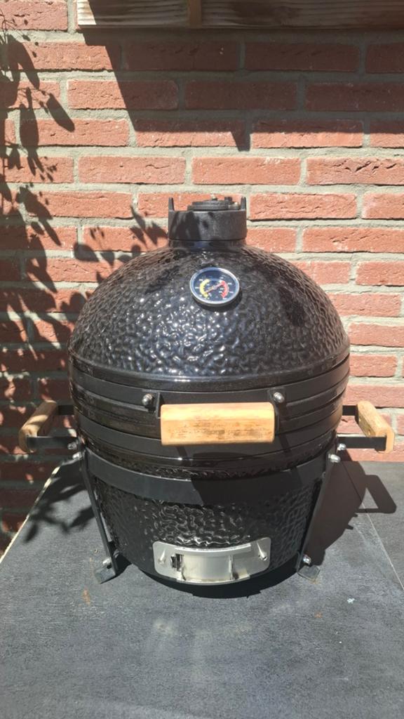 Mooie barbecue zwart maat s, Ophalen, Zo goed als nieuw