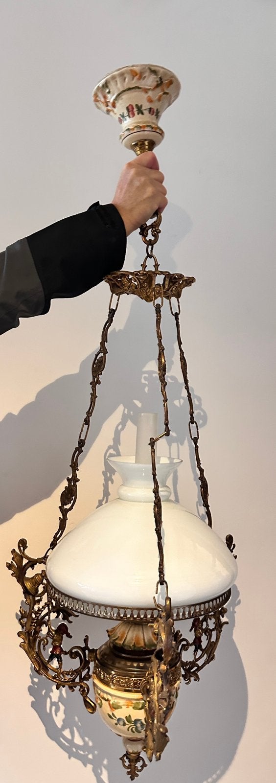 Antieke olie lamp met afbeel en kabouters en bloemen, Ophalen