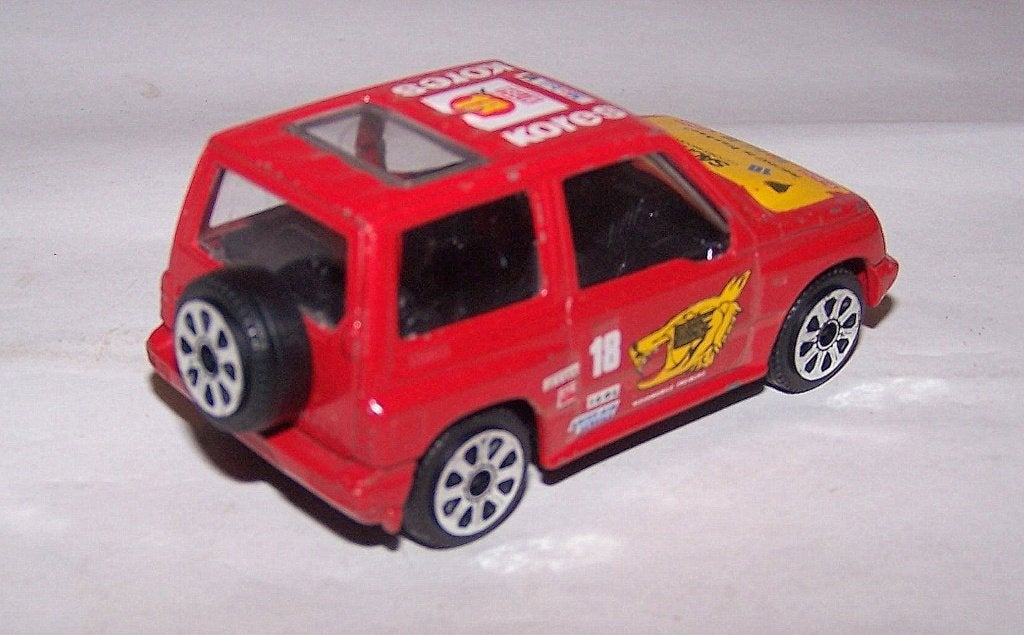 Bburago mooi model Suzuku Vitara Rally. 1/43. Nwst., Ophalen of Verzenden, Zo goed als nieuw, Auto, Overige merken