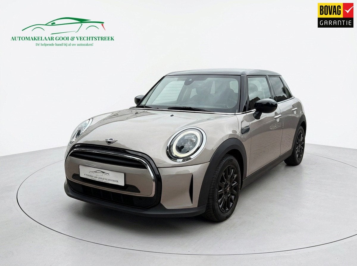 Mini 5-Deurs 1.5 Cooper - Facelift - Camera - Navi Prof - De, Auto's, Mini, 12 maanden, 136 pk, Gebruikt, Zwart