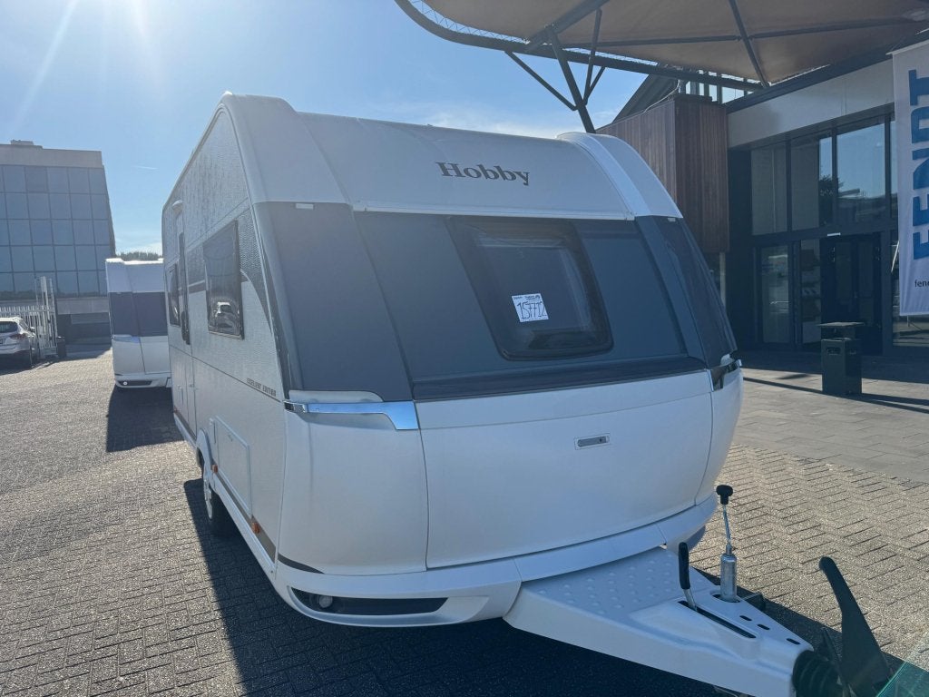 Hobby 460 UFe Excellent Edition 2027 POPULAIR + FRANSBED!!!, Serviceluik, Standaardzit, Bedrijf, 5 tot 6 meter