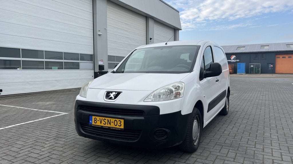 Peugeot Partner 120 1.6 HDI L1 XT (bj 2012), Euro 5, 4 cilinders, Wit, Bedrijf