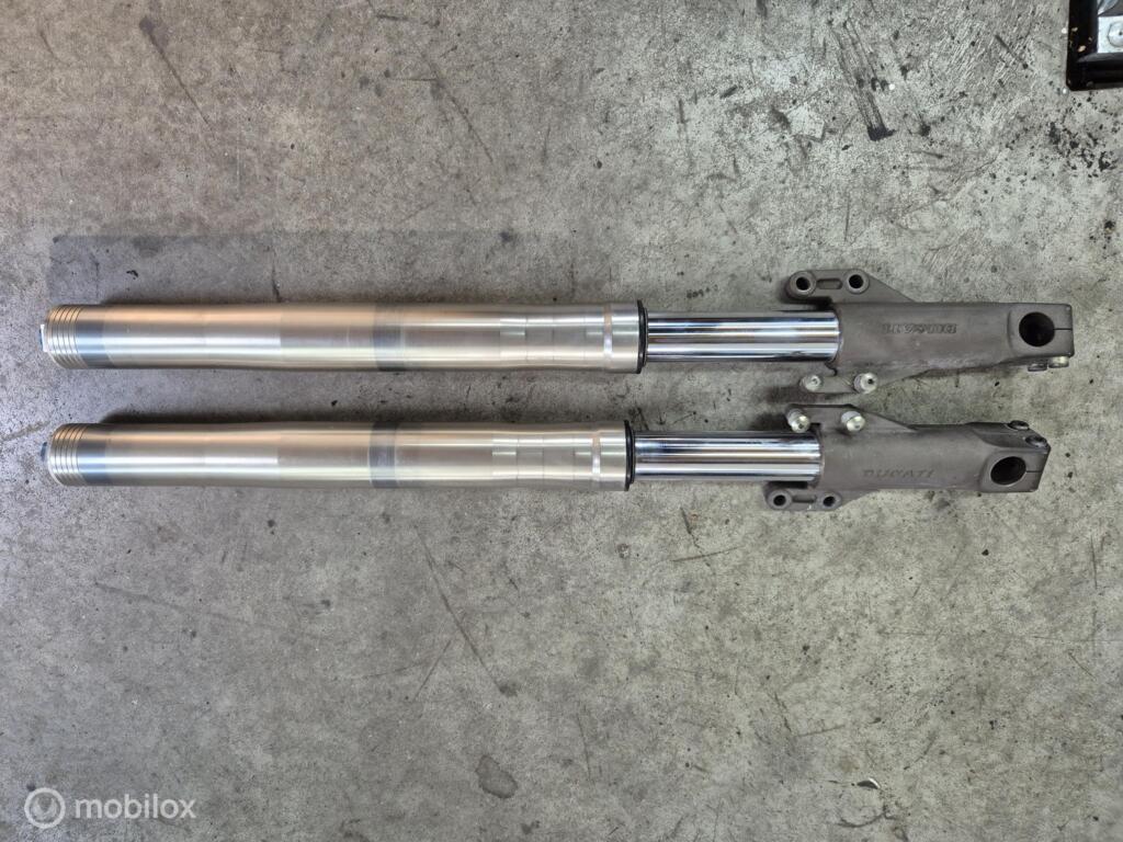 Voorpoten voorvork instelbaar Monster 900 750 600 SS 888 851, Gebruikt, Factorystore.service@ducati.com, Ophalen of Verzenden