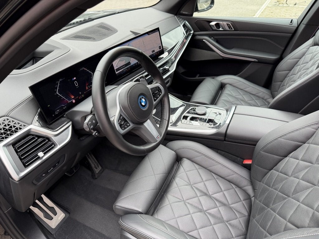 BMW X5 50e xDrive M-Sport Pano H&K HUD 360 Trekhaak Stoelkoe, Auto's, Dealer onderhouden, Gebruikt, Bedrijf, 489 pk