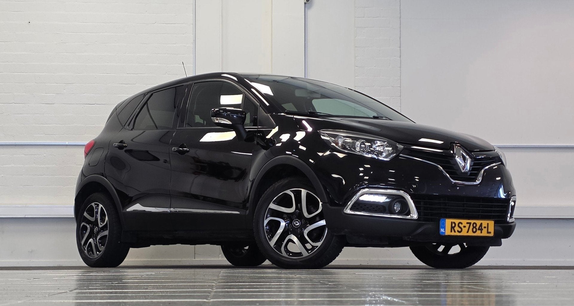 Renault Captur 1.2 TCe Dynamique 100% Onderhouden Trekhaak N, Auto's, Voorwielaandrijving, Stof, Gebruikt, 4 cilinders