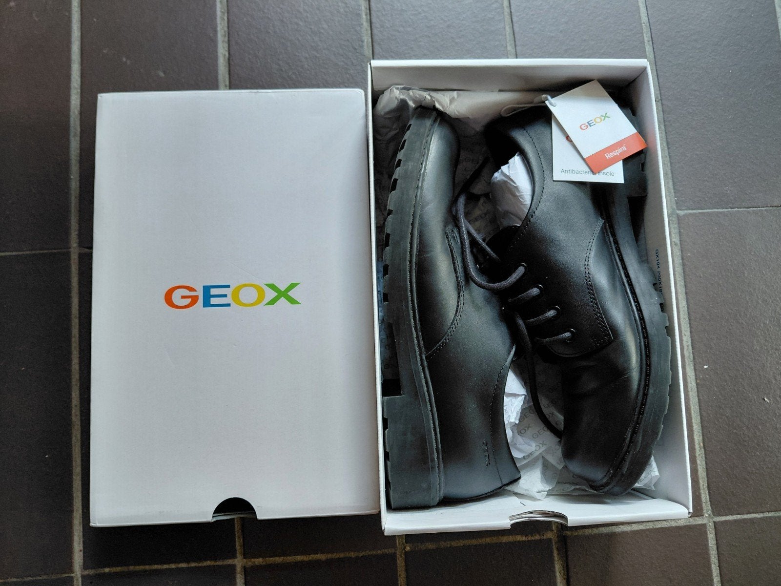 Geox Zwarte Leren schoenen Werkschoenen maat 40 dames, Ophalen of Verzenden, Zo goed als nieuw, Zwart, Werkschoenen
