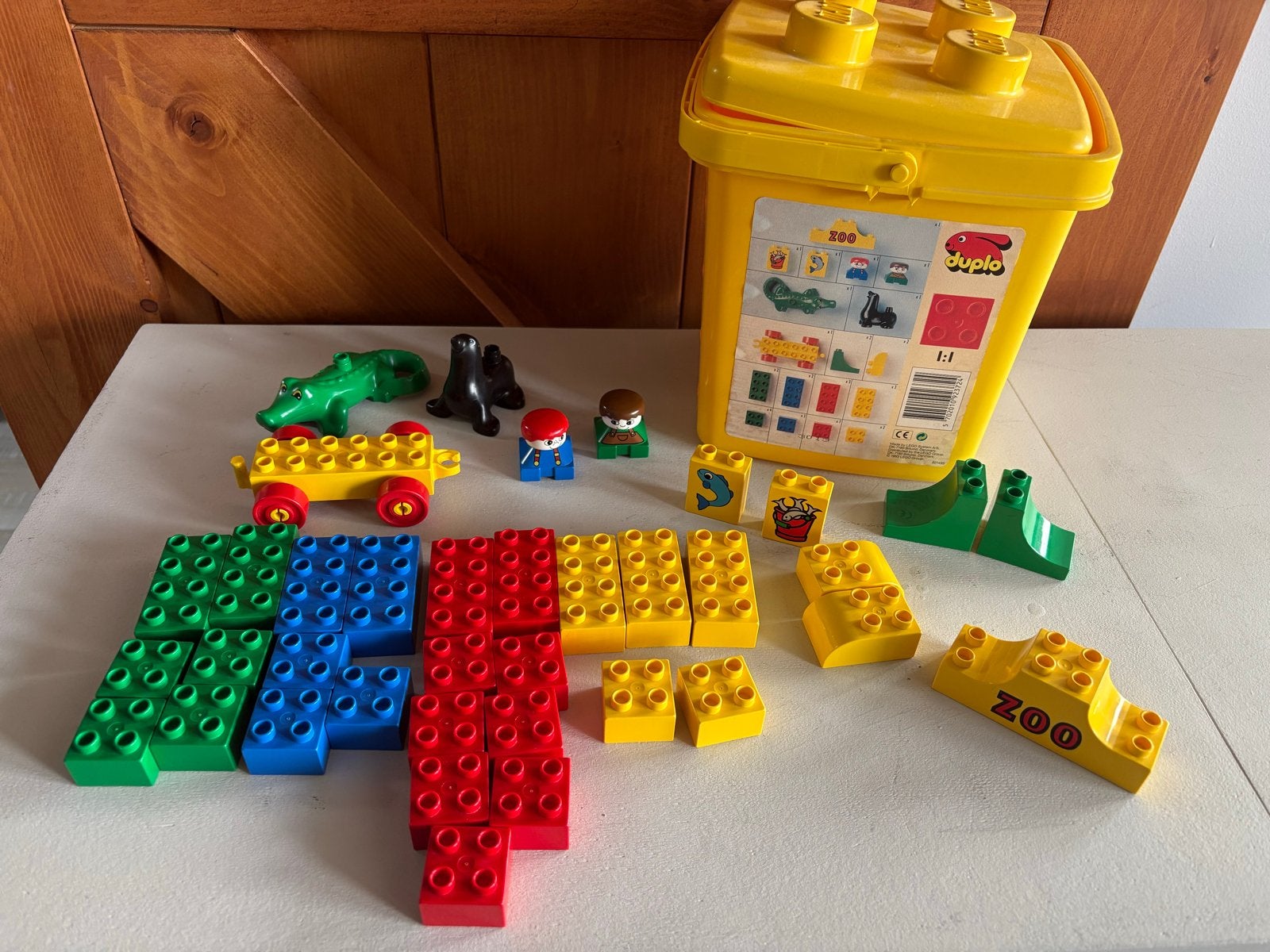 Lego Duplo Zoo Set 2372 met Opbergbox, Kinderen en Baby's, Gebruikt, Overige thema's, Ophalen of Verzenden, Compleet