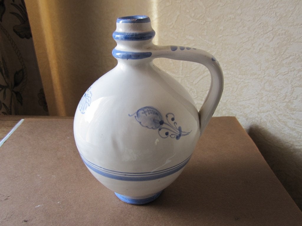 Mooi zuid frans kruikje - keramiek - blauw wit, Verzenden