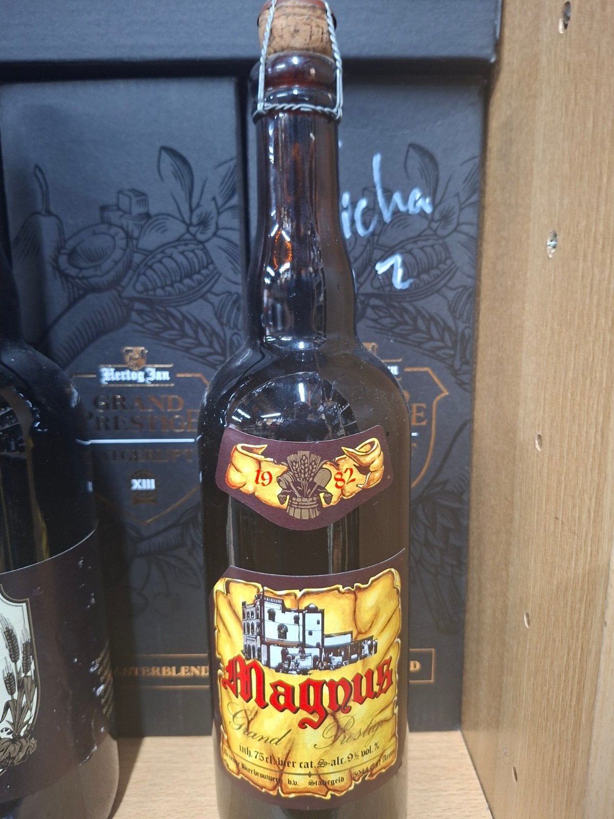 Hertog Jan Magnus Grand Prestige 1982 - Zeldzaam Bier, Ophalen of Verzenden, Nieuw, Flesje(s), Hertog Jan