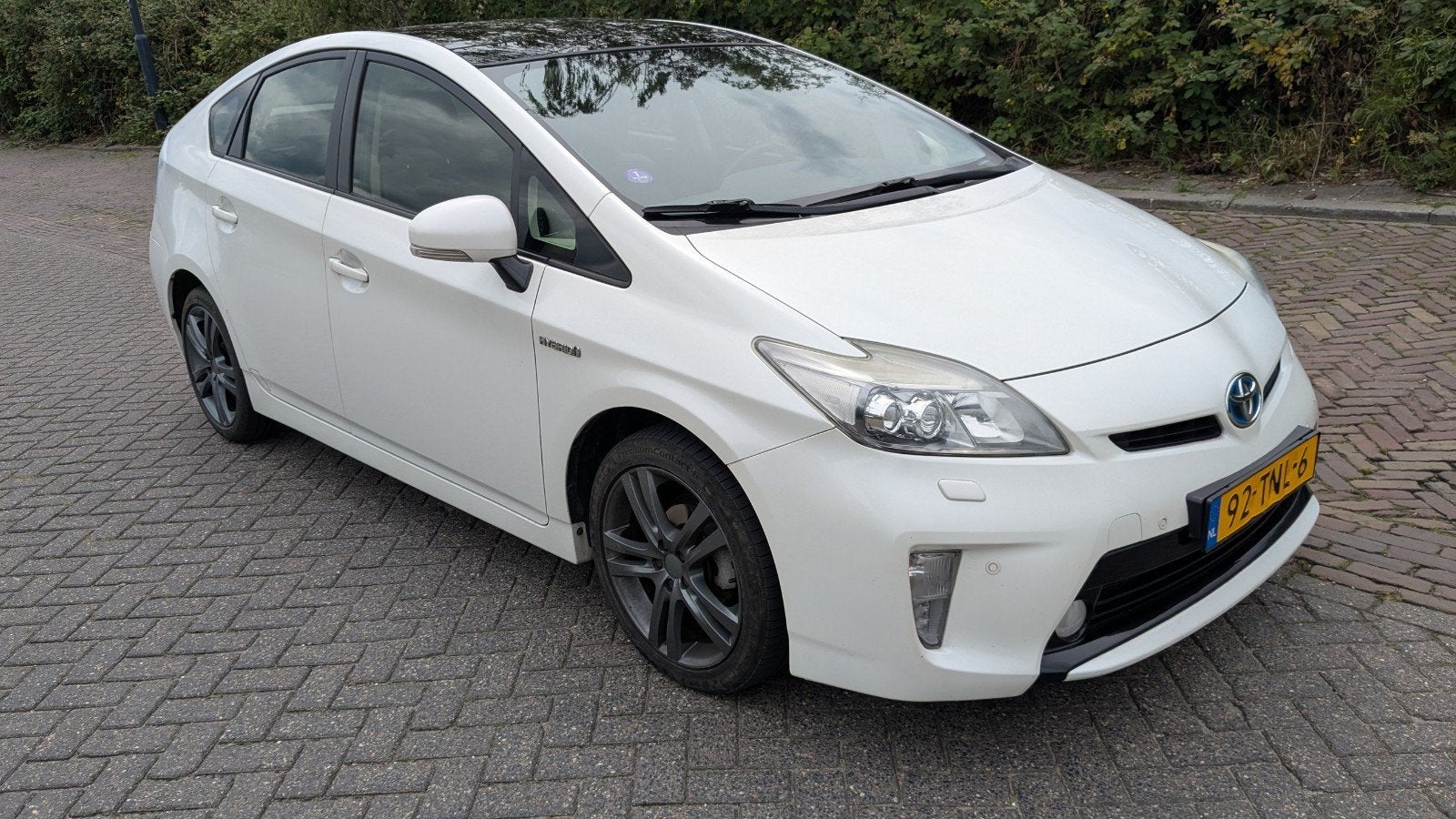 Toyota Prius 1.8 Full Hybrid 136pk Aut 2012 Wit, Stof, 4 cilinders, Wit, Prius