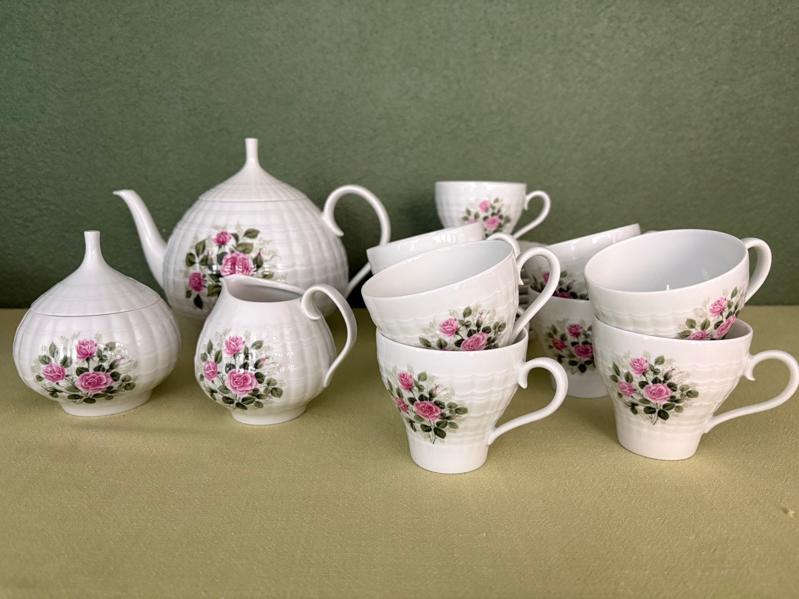 Theeservies Hutschenreuther porselein, Antiek en Kunst, Ophalen of Verzenden