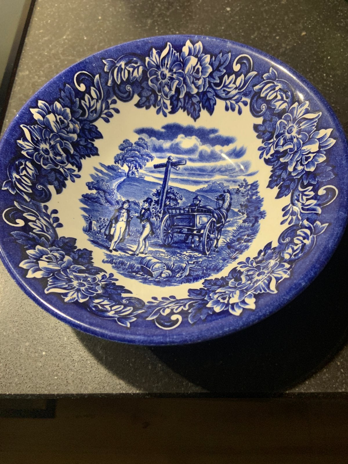 Schaaltje uit de Dickens serie, Ophalen