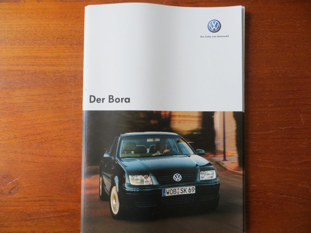 Volkswagen Bora (nov. 2004), Boeken, Auto's | Folders en Tijdschriften, Ophalen of Verzenden, Zo goed als nieuw, Volkswagen