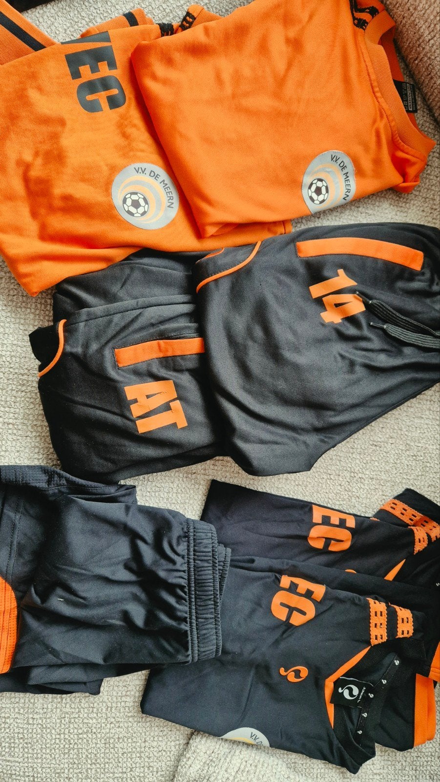 Voetbaltenue VV De Meern - maat Junior L, Maat L, Ophalen, Gebruikt, Set