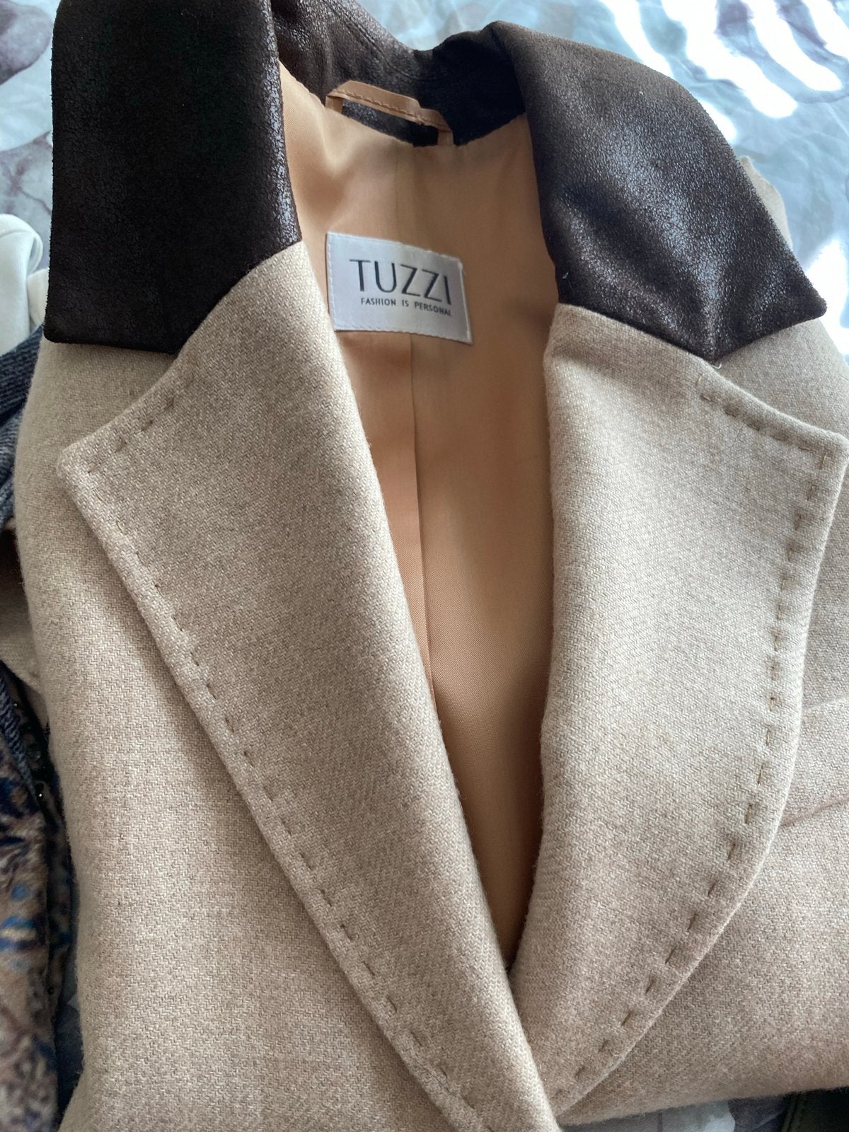 Nieuwe wollen blazer van Tuzzi, maat 38, Kleding | Dames, Ophalen of Verzenden, Nieuw, Maat 38/40 (M)