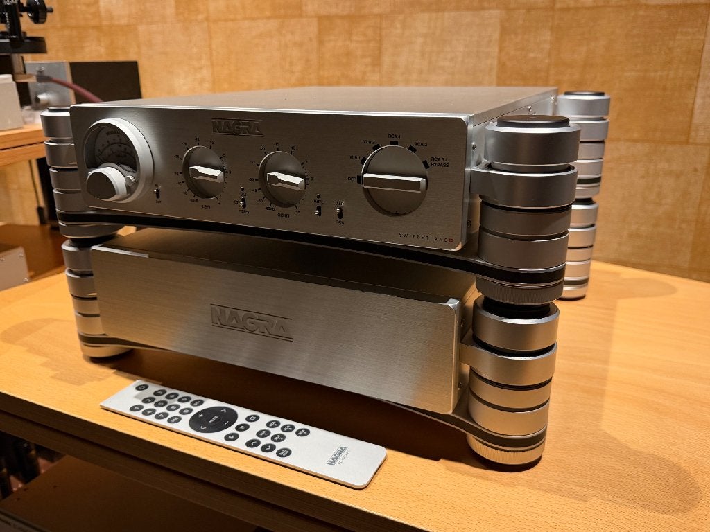 Nagra HD pre - tube pre - topconditie en compleet, Versterker, Info@nagra.com, Nagra, Ophalen