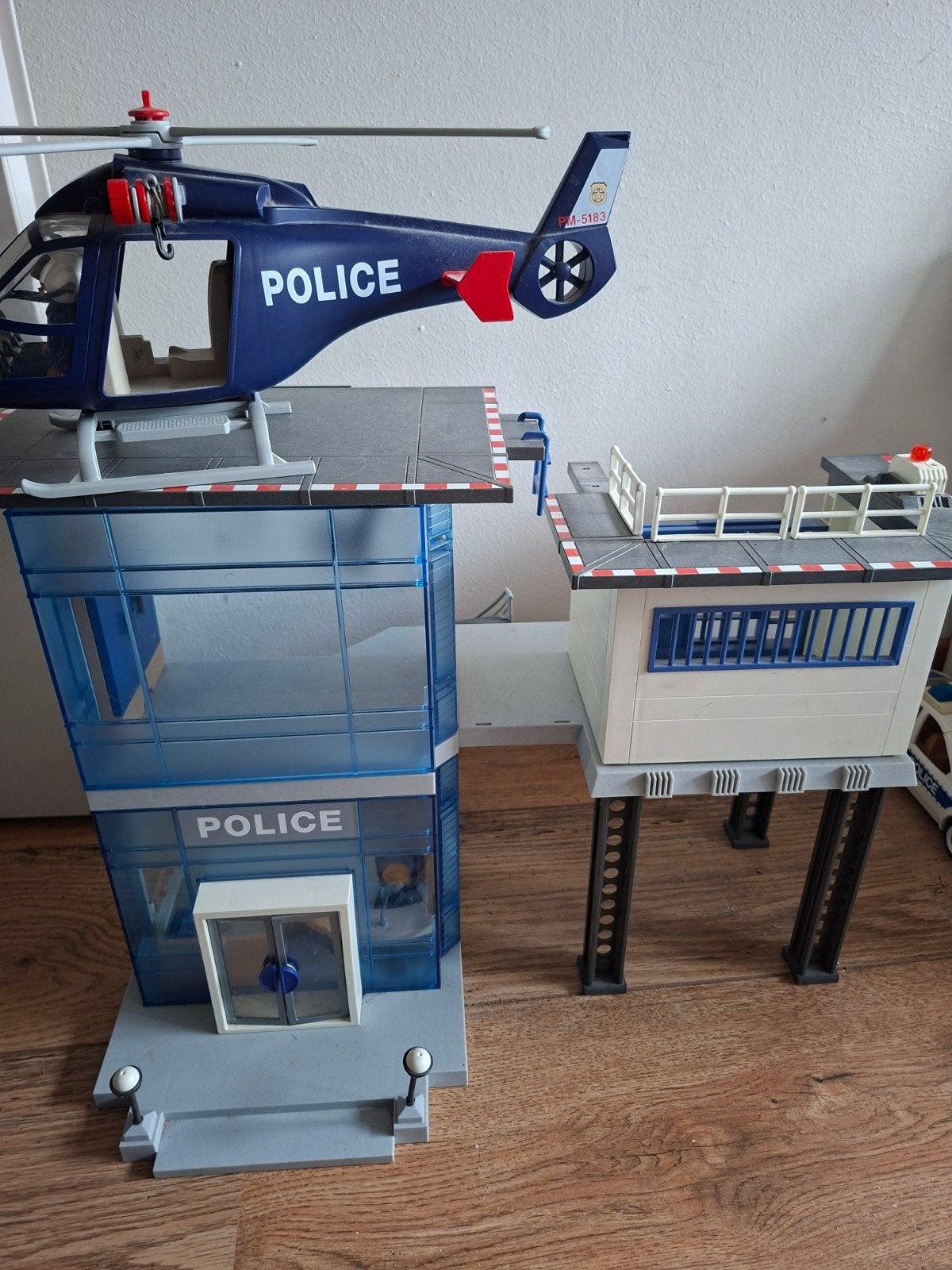 Playmobil Politiebureau met helikopter en auto, Ophalen of Verzenden, Gebruikt, City action, Gebouw