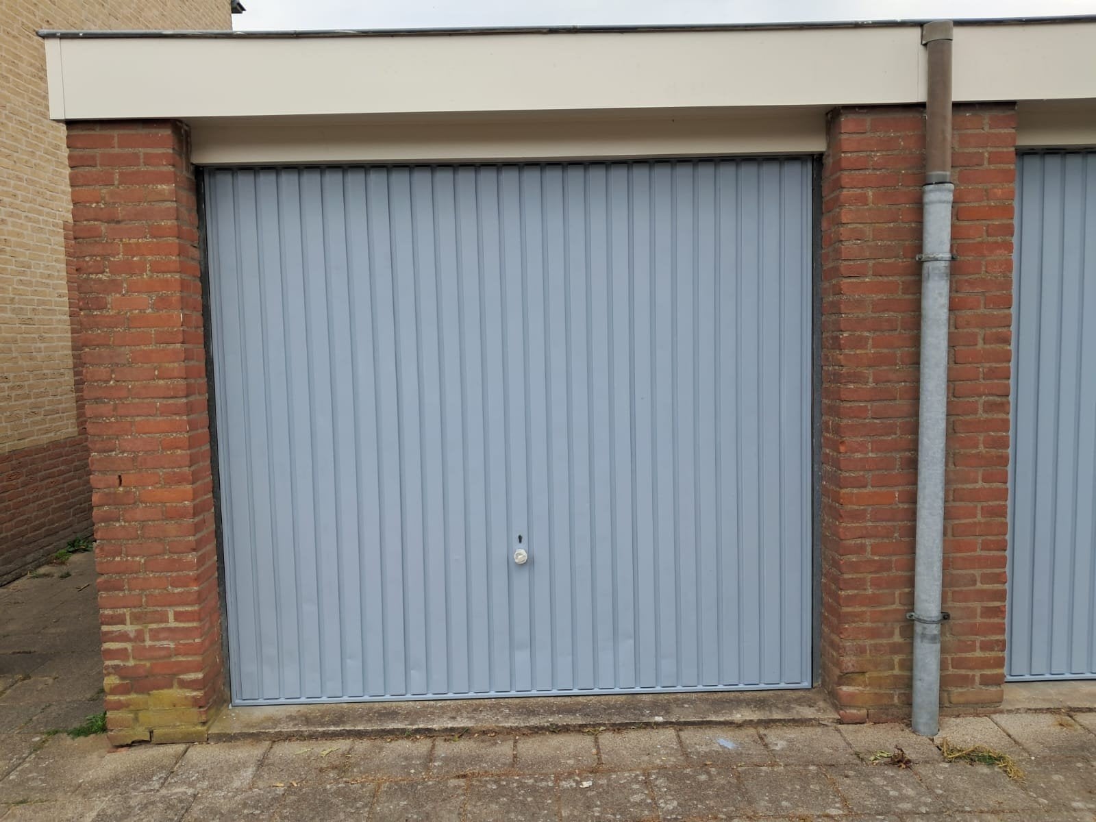 garage box te huur in de zeelt nieuwkoop, Auto diversen, Autostallingen en Garages