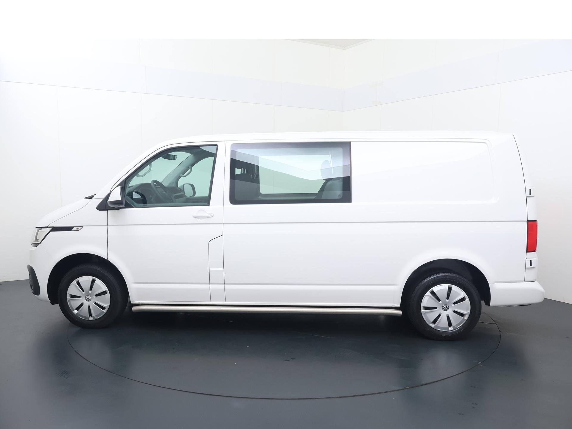Volkswagen Transporter 2.0 TDI L2H1 30 DC Highline | 150 PK, Stof, Gebruikt, 4 cilinders, 2500 kg