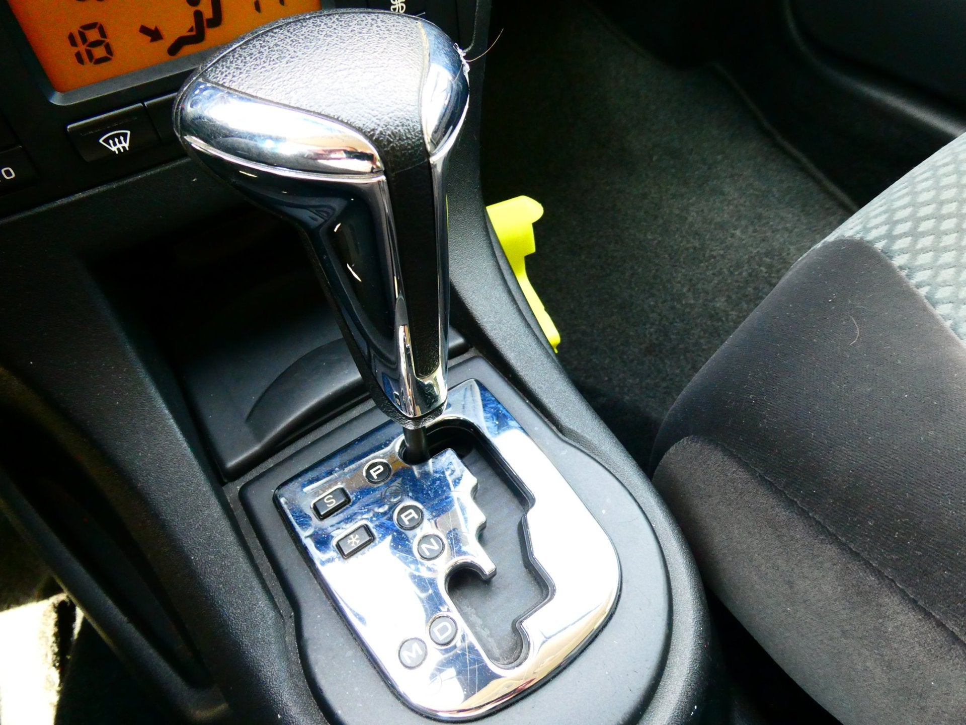 Citroen C4 1.6-16V Automaat 5-deurs 126.000KM. Clima Cruise, Stof, Gebruikt, 4 cilinders, Bedrijf