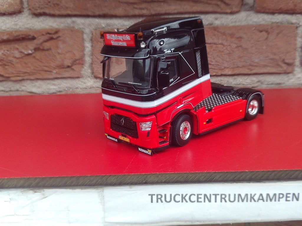 WSI  Renault  Trucks  Evo  van  Fl.  Rijnberg  en  Zn.