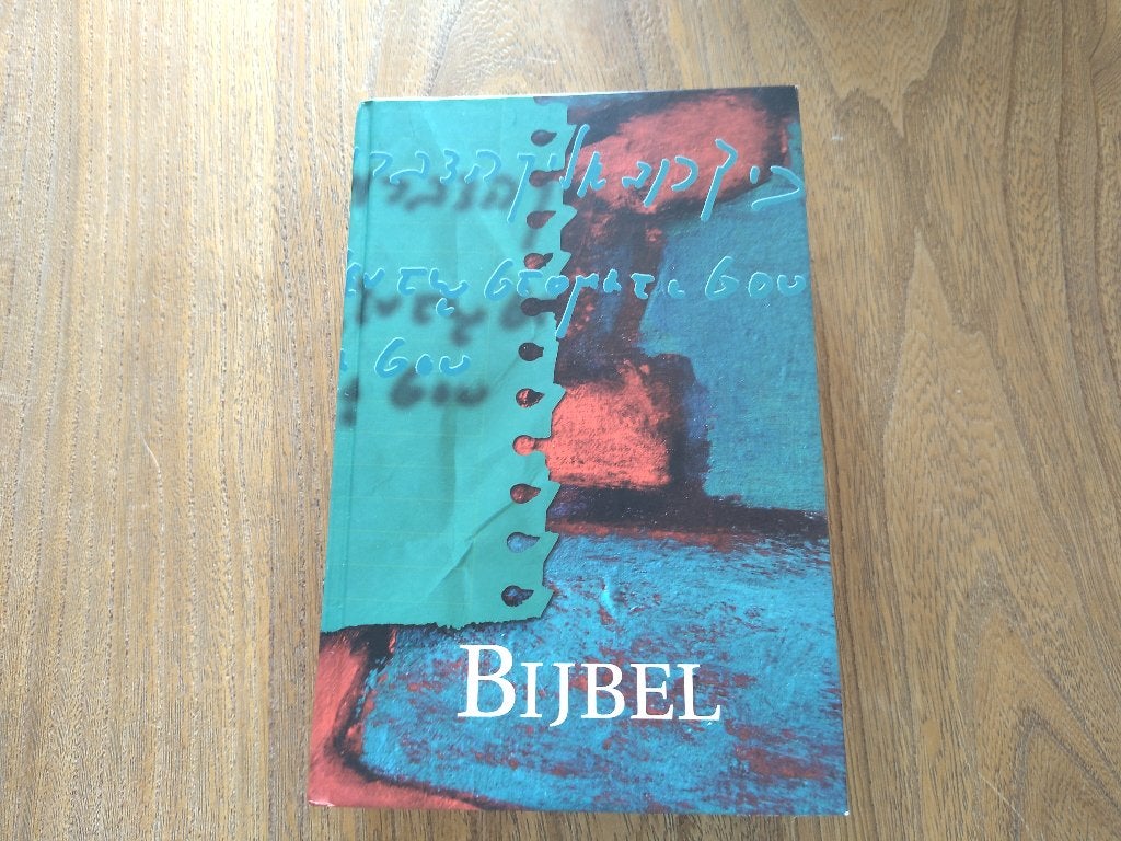 NBV Bijbel met deuterocanonieke boeken (Hcover), Boeken, Ophalen of Verzenden, Zo goed als nieuw, Christendom | Katholiek