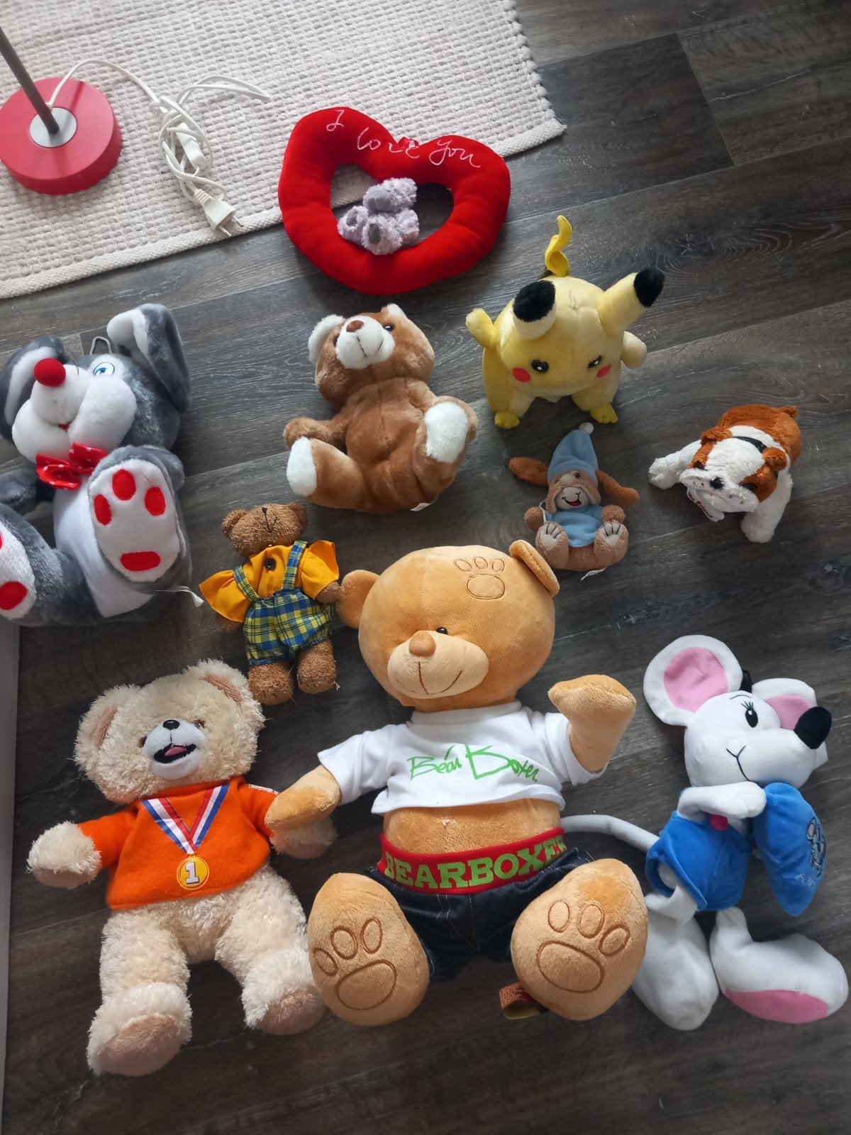Grote collectie knuffels: Pikachu, beren, hondjes en meer!, Gebruikt, Overige merken, Beer, Ophalen of Verzenden