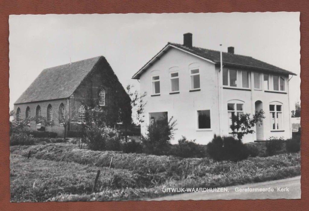 Uitwijk-Waardhuizen (N.Br.) - Geref. Kerk (1.)- 1968 - Ong., Verzamelen, Ansichtkaarten | Nederland, Verzenden, 1960 tot 1980
