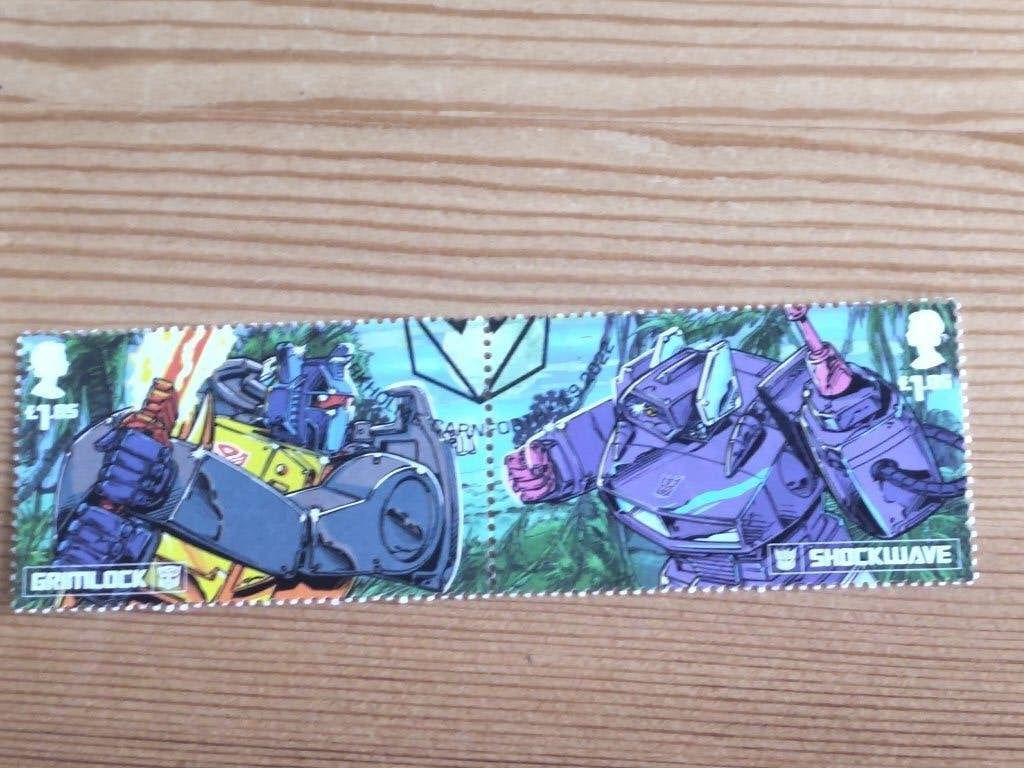 Engeland recent transformers 2x 1,85 pound se-tennant, Ophalen of Verzenden, Gestempeld