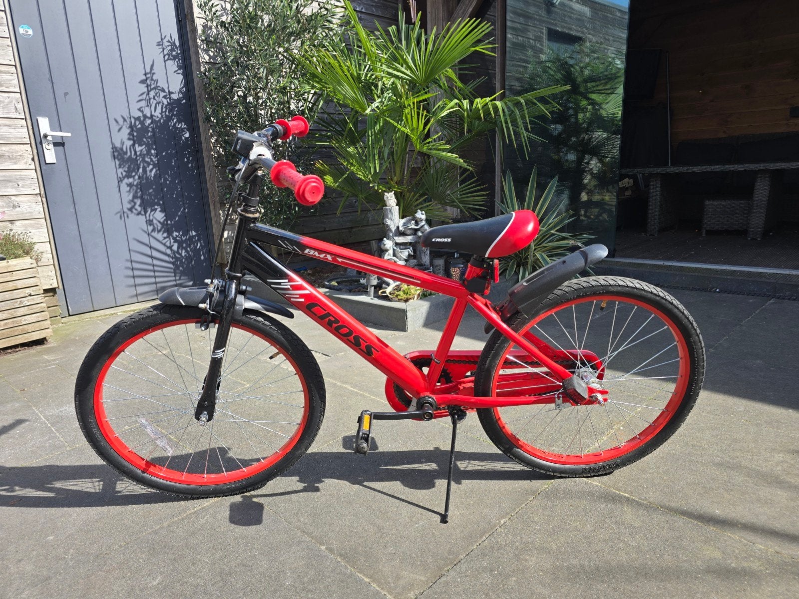 Cross BMX Fiets Rood/Zwart 22 inch - Zo goed als nieuw, Ophalen, Zo goed als nieuw, 20 tot 24 inch, BMX Cross