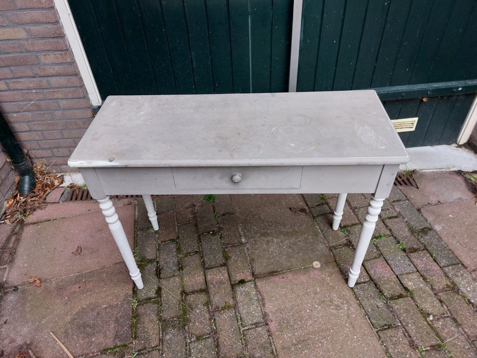 Houten dressoir / tafeltje met lade, Ophalen, Gebruikt, 100 tot 150 cm, Tot twee personen