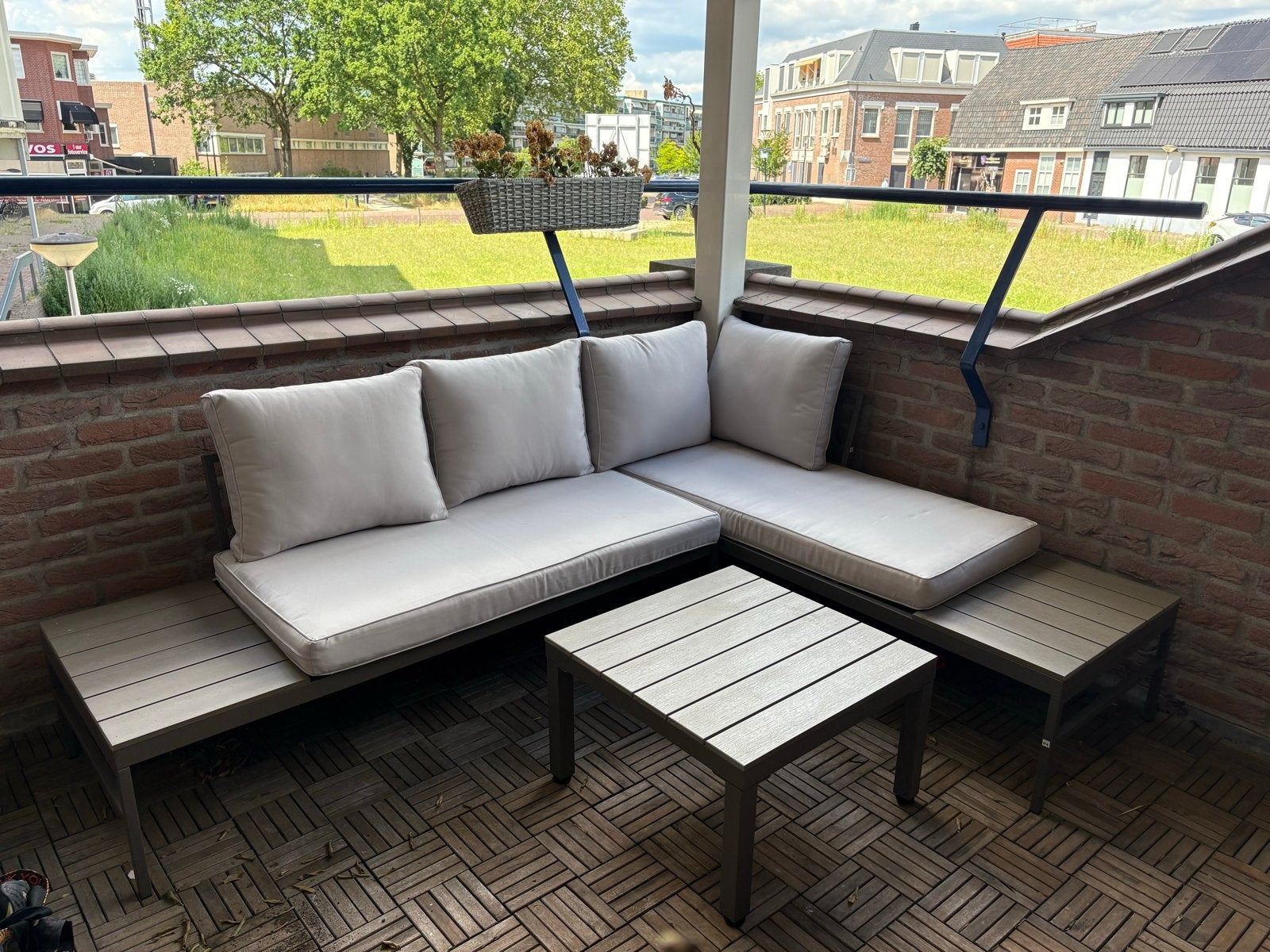 Comfortabele Loungeset met Salontafel, Tuin en Terras, Ophalen, Overige materialen, 3 zitplaatsen, Zo goed als nieuw
