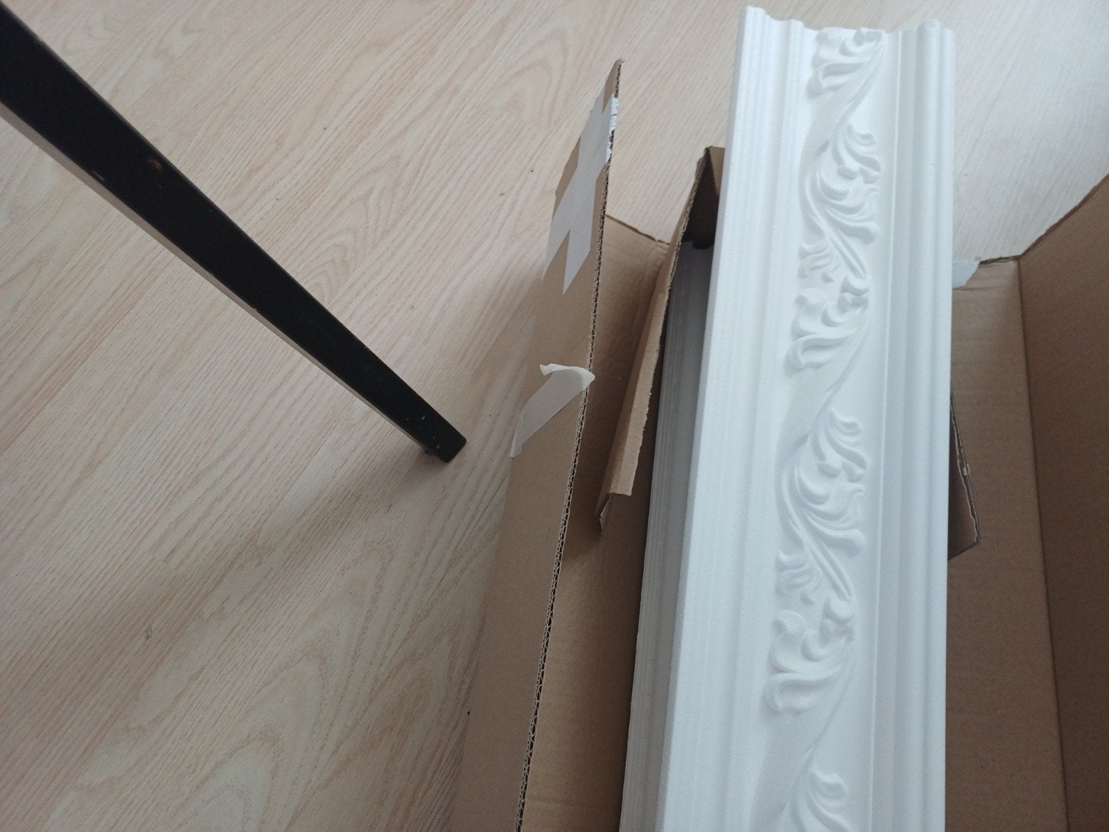 koop: 2x plafond sierlijst / piepschuim sierlijst (nieuw), Ophalen, Nieuw, Overige materialen, Plinten