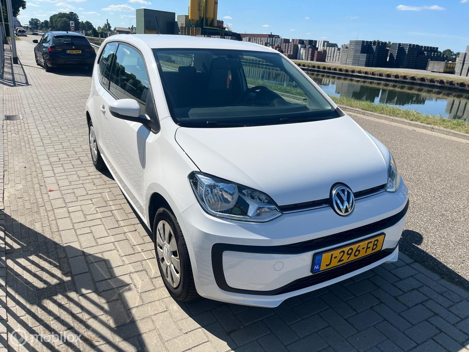 Volkswagen Up! 1.0 BMT I 3 Drs I Airco I Centraal l, Stof, Gebruikt, Met garantie (alle), Wit