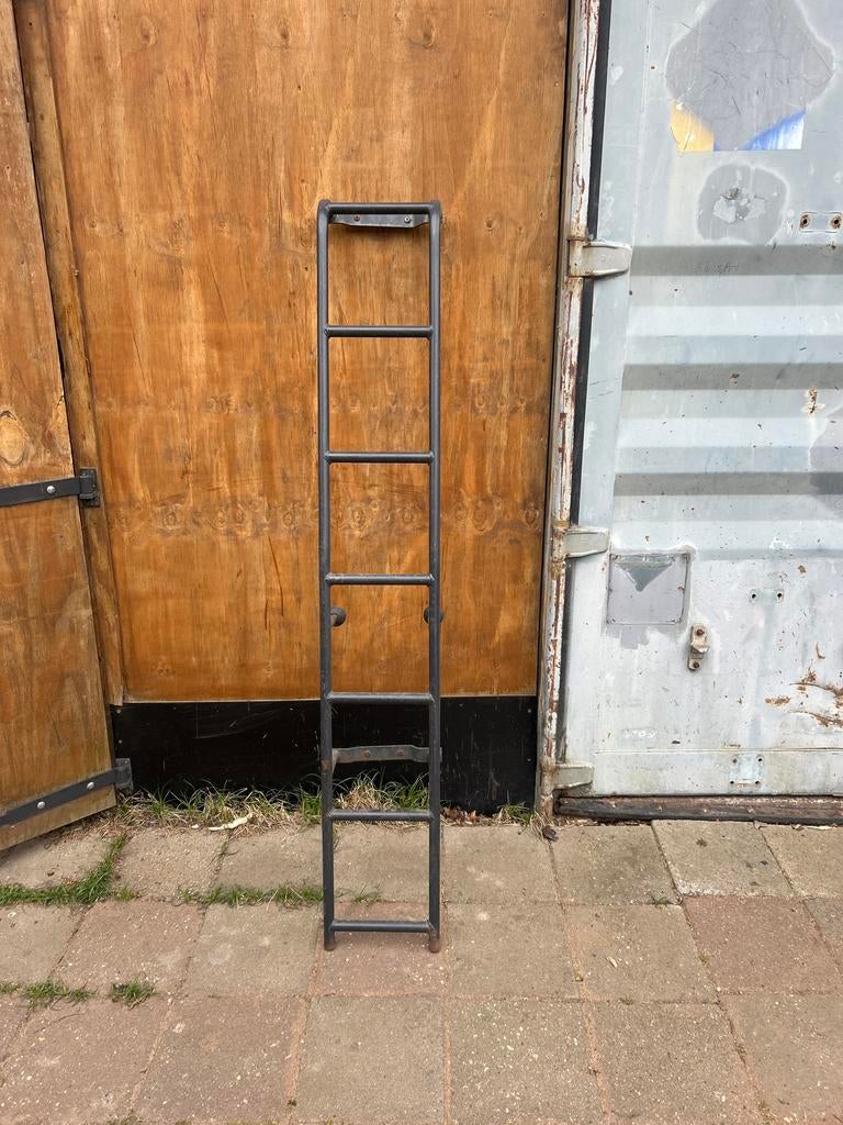 Ladder voor op een bus, Ophalen, Gebruikt, Ladder, 2 tot 4 meter