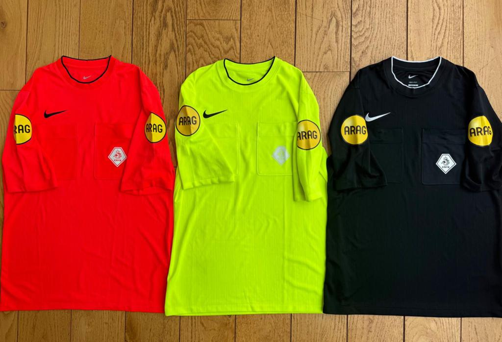 Scheidsrechter shirts maat L, Maat L, Ophalen of Verzenden, Zo goed als nieuw, Shirt