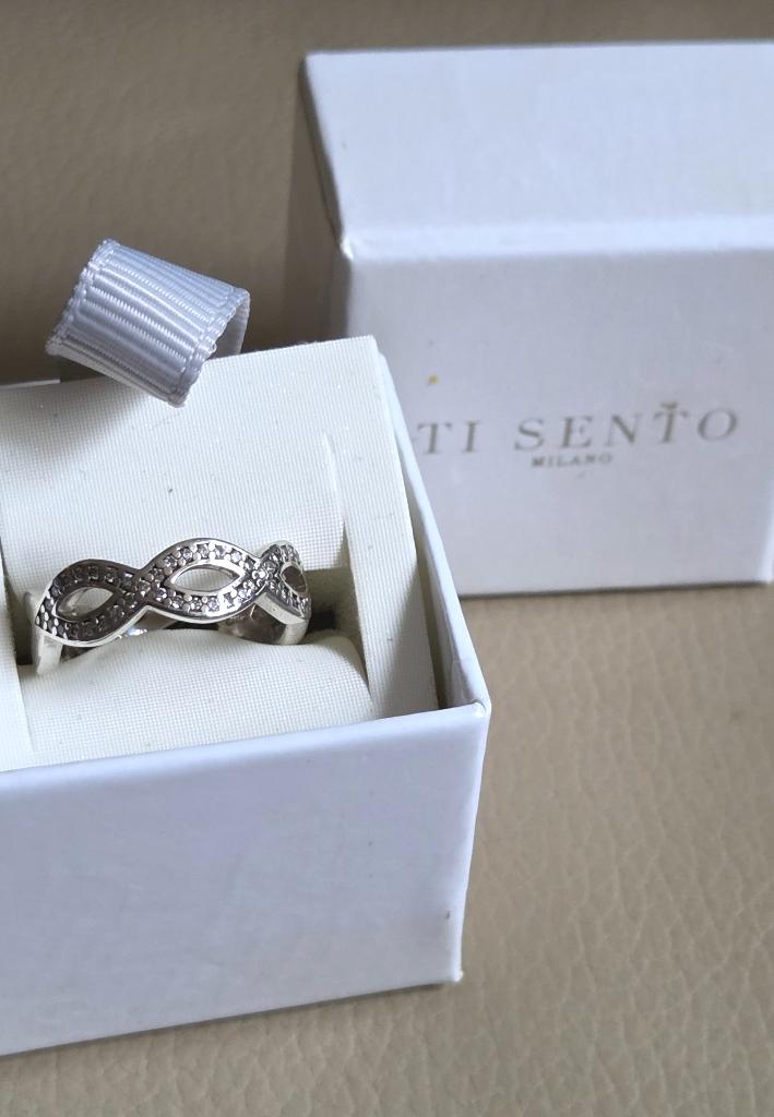 Maat 16,5 - TI SENTO zilveren (925) ring met ZIRKONIA'S, Ophalen, Dame, Zilver, Kleiner dan 17