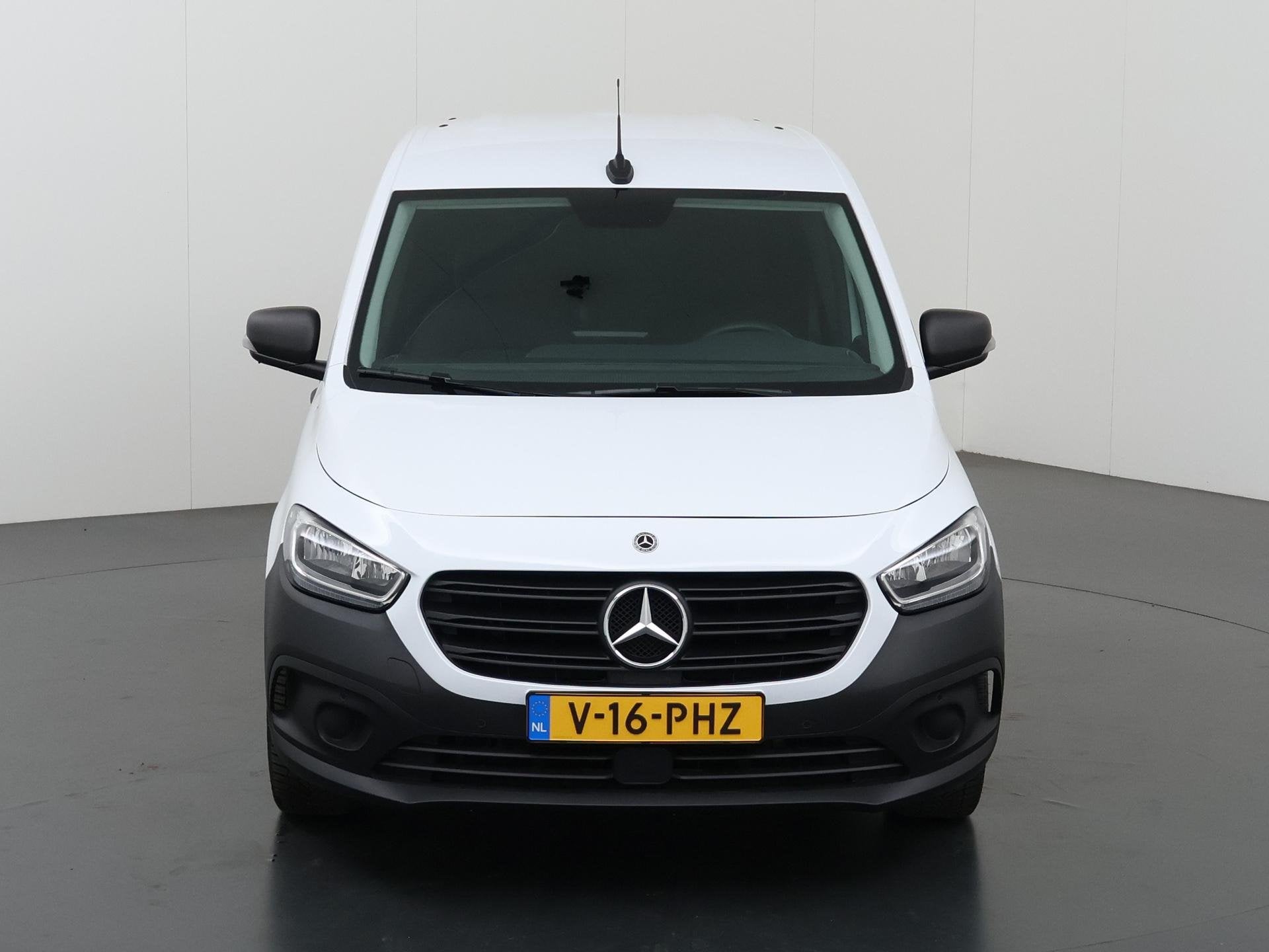 Mercedes-Benz Citan 108 CDI L1 Pro | Cruise | Airco | Wand +, Voorwielaandrijving, Start-stop-systeem, Stof, Gebruikt