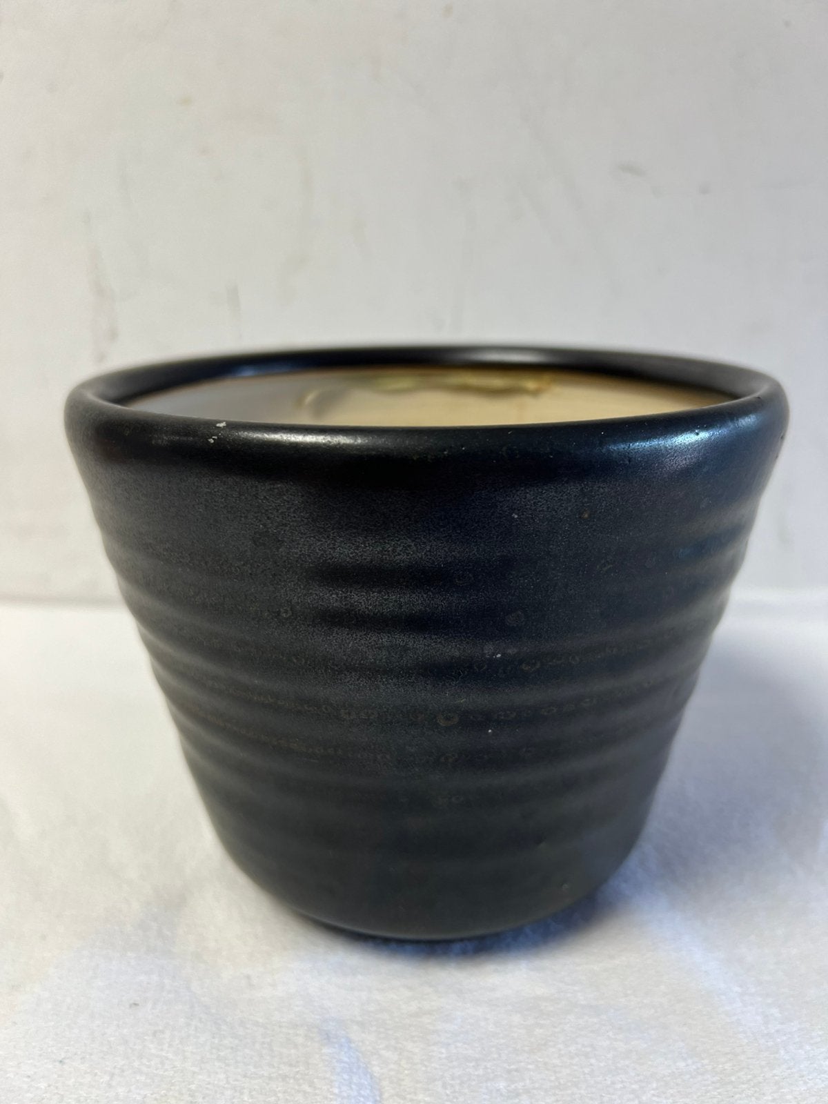 Te Koop : Vintage Retro Bloempot Mobach Zwart Aardewerk, Rond, Binnen, Ophalen of Verzenden, Zo goed als nieuw