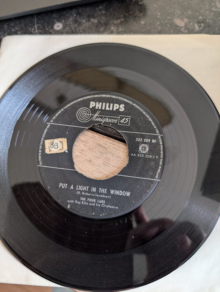 The Four Lads - Put a light in the window, Ophalen of Verzenden, Zo goed als nieuw