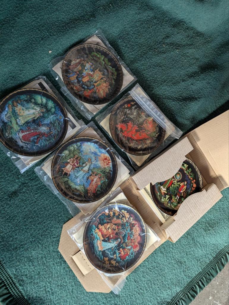 Set van 6 Russische sprookjesborden, Bradex 1990, Antiek en Kunst, Antiek | Porselein, Ophalen of Verzenden