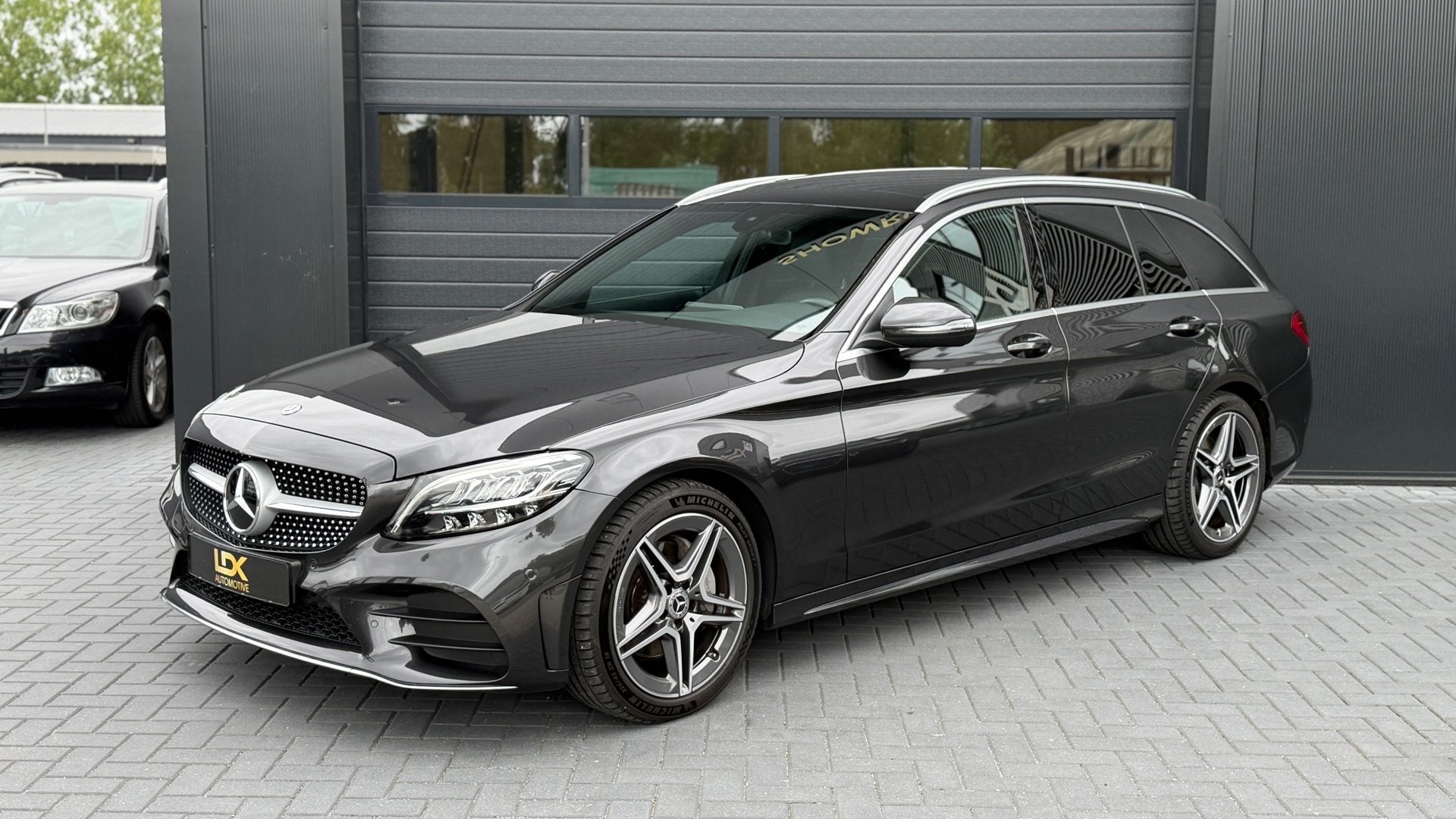 Mercedes-Benz C-klasse Estate 200 Business Solution AMG|PANO, Auto's, Automaat, Euro 6, 4 cilinders, 1465 kg