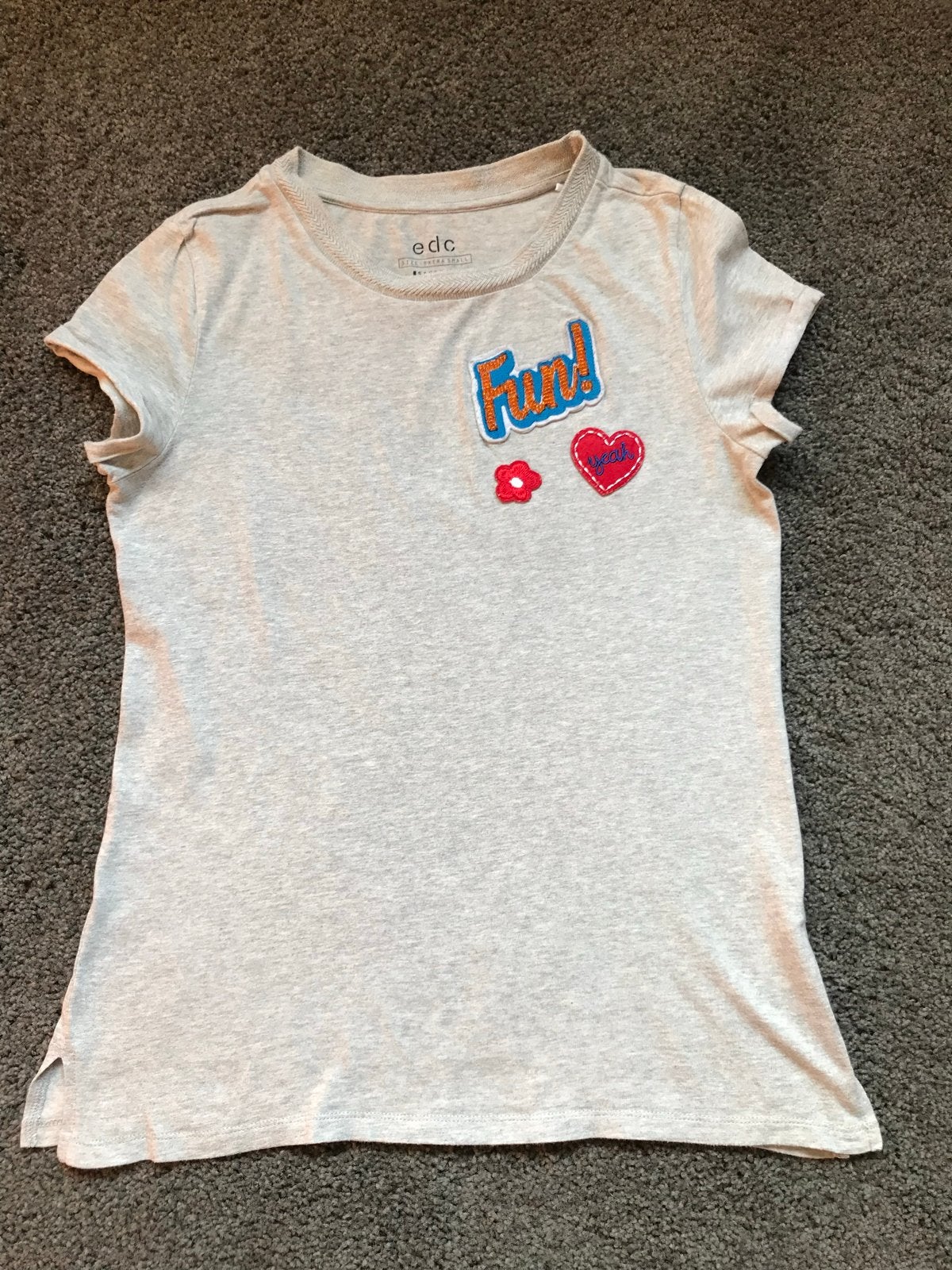 EDC lichtgrijs T-shirt maat XS met 'Fun!' opdruk, Ophalen of Verzenden, Korte mouw, Maat 34 (XS) of kleiner, Grijs
