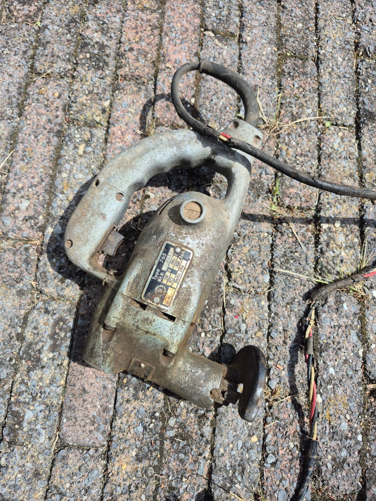 Vintage Metabo plaat / bliksnijder ter decoratie jaren 50, Minder dan 30 mm, Gebruikt, Decoupeerzaag, Ophalen of Verzenden